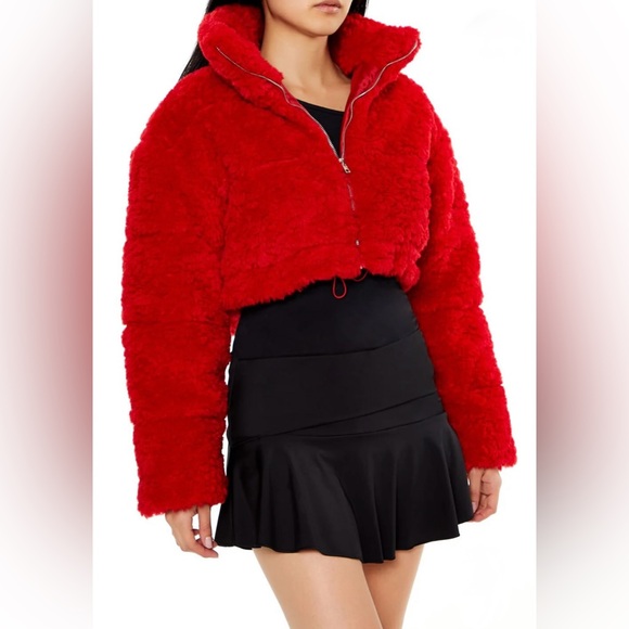 NWT FOREVER 21 CROPPED FAUX SHEARLING
JACKET Medium 11/25 - Picture 4 of 11